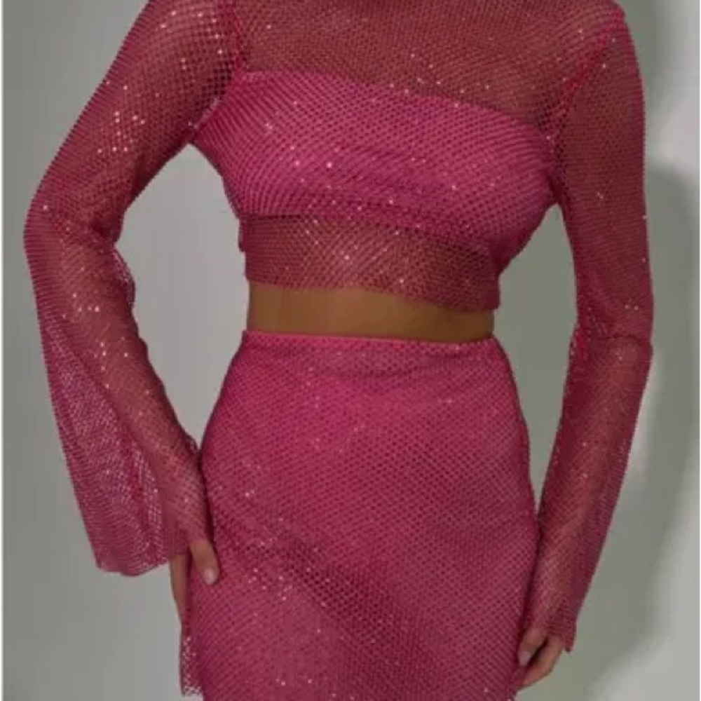 Meshki Diamant Cowl Neck Top + Skirt XS